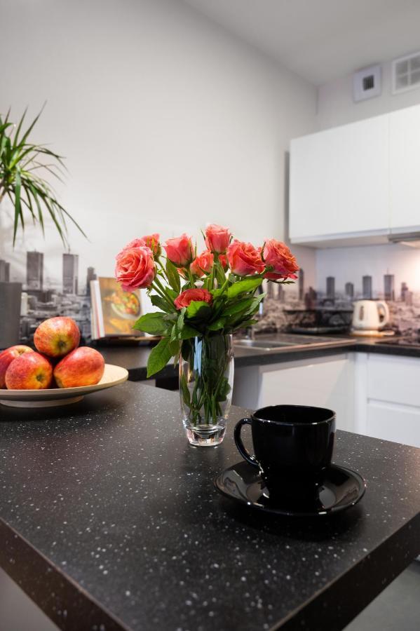 Easy Rent Apartaments - Silver 9 Lublin Bagian luar foto